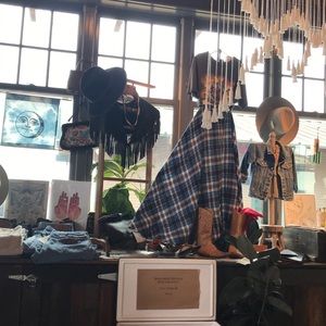 Meet your Posher, Lala